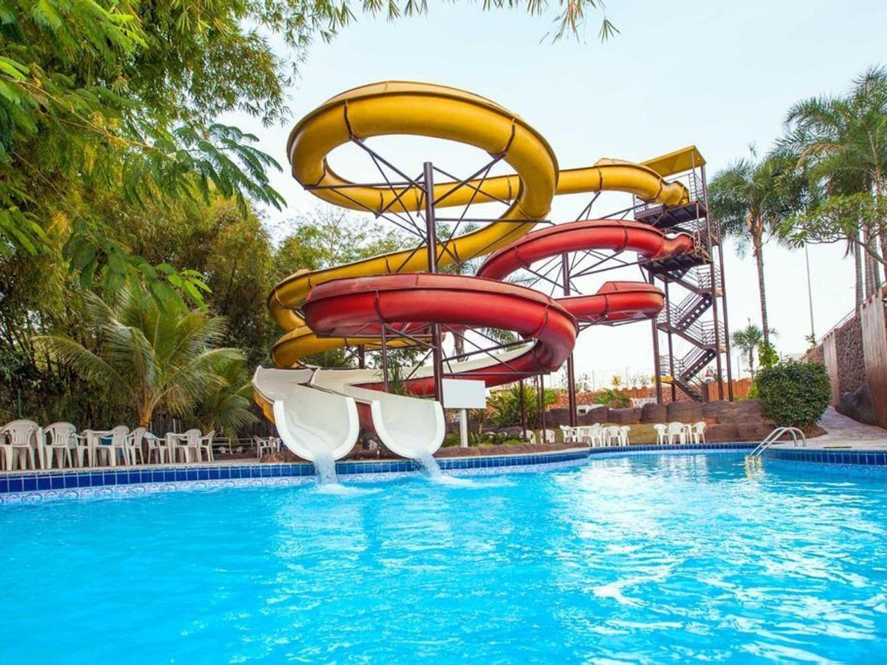 Golden Dolphin Grand Hotel - Flats Caldas Novas Eksteriør bilde
